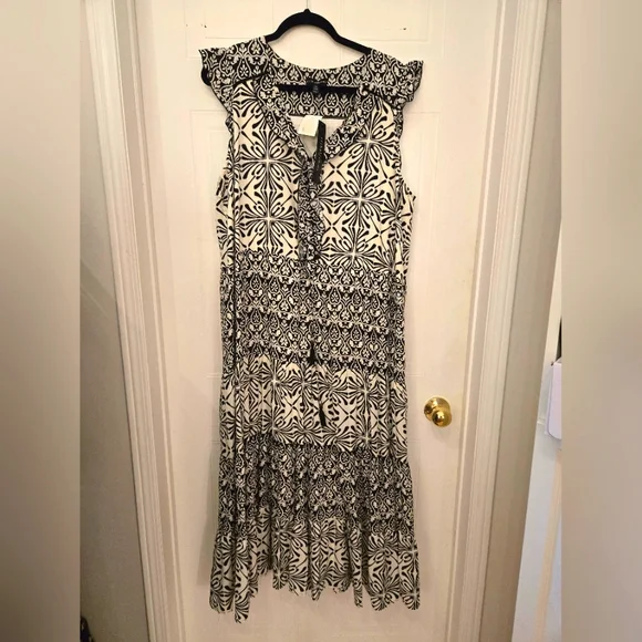 Tribal femme Large Black and White Sleeveless Maxi Boho Tie Tiered Dress - Picture 5 of 15